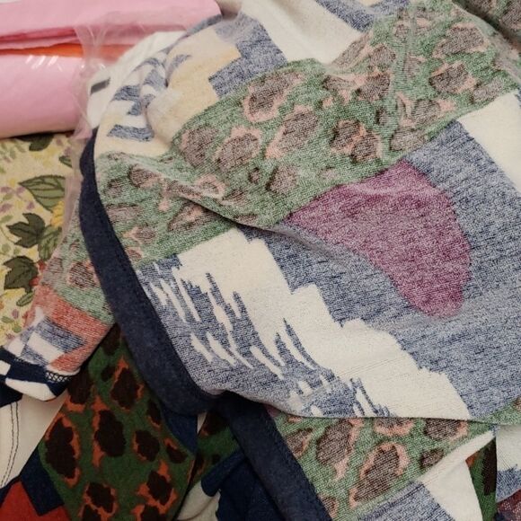 Cardigan Multi colored lightweight sz L 10-12 NWT - Picture 7 of 7